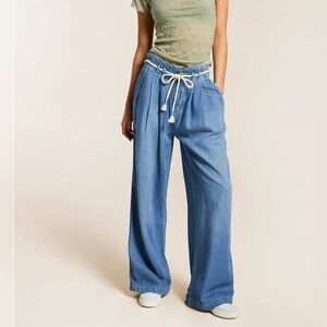 We The Free Free People Dakota Cinched Pull-On Jeans Size Small NWT $148 Vine